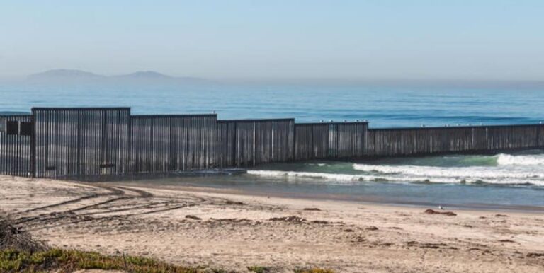 Muertes de migrantes mexicanos en el cruce de San Diego aumentaron