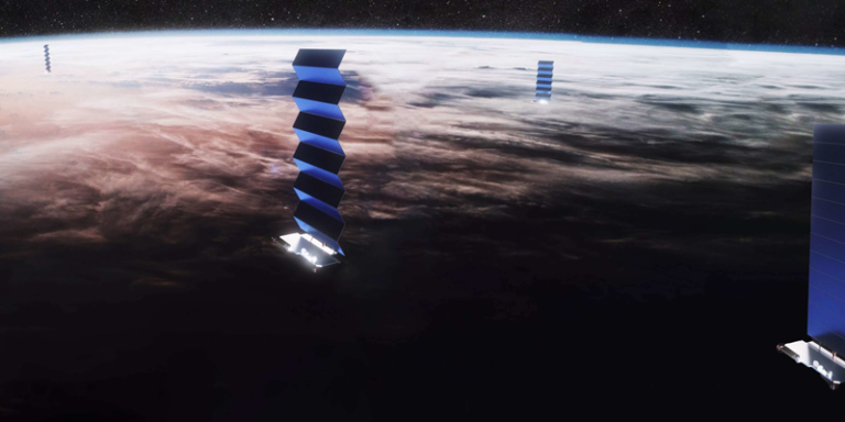 Envían 51 satélites con SpaceX Falcón 9 desde California