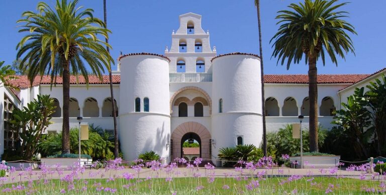 Estas son las universidades más económicas de California