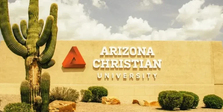 Distrito escolar de Arizona resuelve demanda por discriminación religiosa