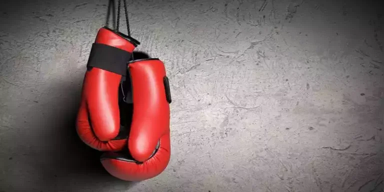 Por pensión buscan a boxeadores latinos retirados que hayan peleado en California