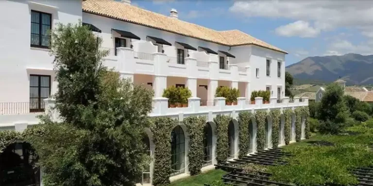 Costo de la mansión de Luis Miguel en Mallorca